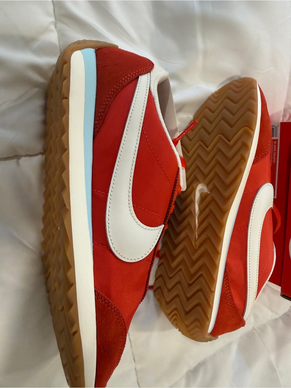 Nike Pacific Women’s size 8